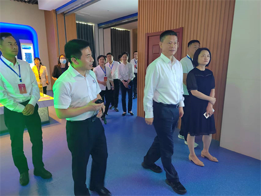 全省法治民企建設現場觀摩到萬洲5.jpg